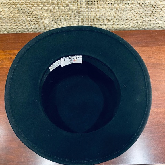 VTG 1980-90s Black Wool Double Knotted Band Cloche Hat by Betmar of New York - Picture 6 of 9